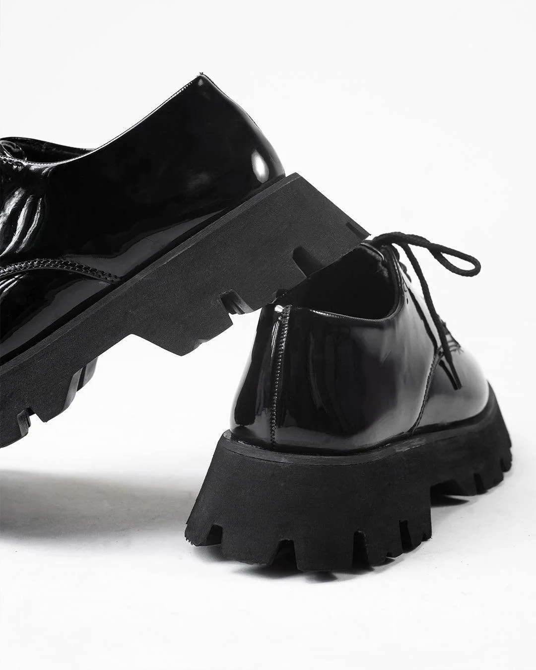 Black Oxford Shoes With Chunky Sole - Image 6