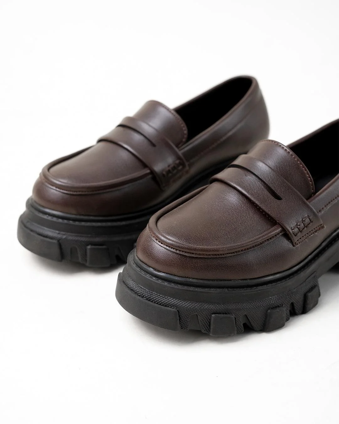 Chunky Sole Casual Loafers In Brown - Image 5