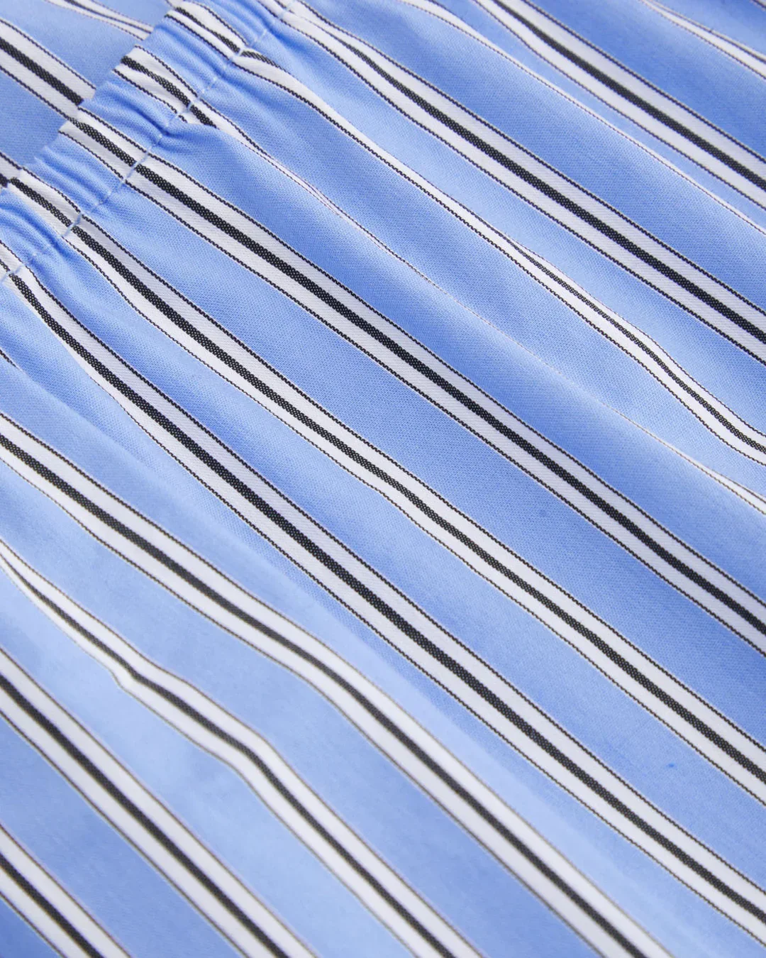 Halter Neckline Stripe Bowknot Ruffle Hem Top - Image 4